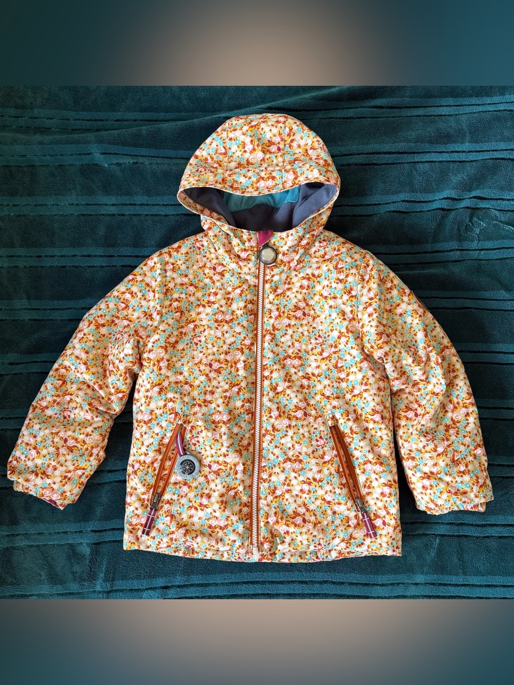 Obermeyer Girls’ Ash Winter Jacket – Style 71000 size 6